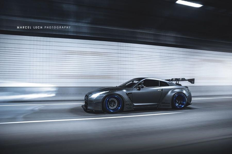 Nissan GT-R by Liberty Walk 2013 года  (фото 16 из 41)